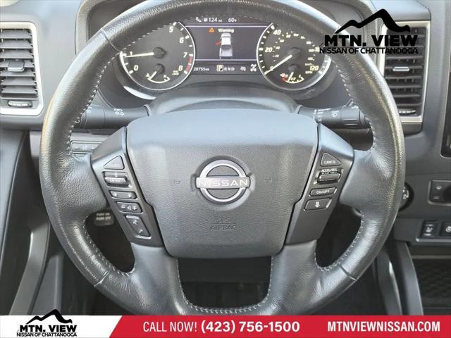 2024 Nissan Frontier Crew Cab SL 4x4