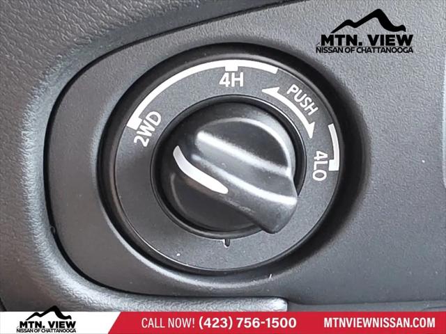 2024 Nissan Frontier Crew Cab SL 4x4