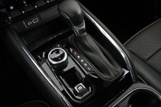 2024 GMC Canyon 4WD AT4