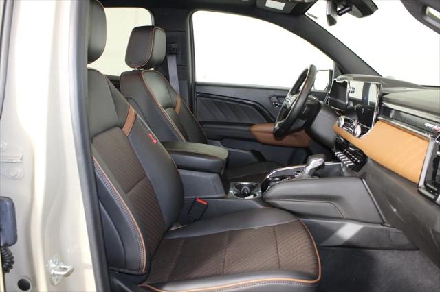 2024 GMC Canyon 4WD AT4