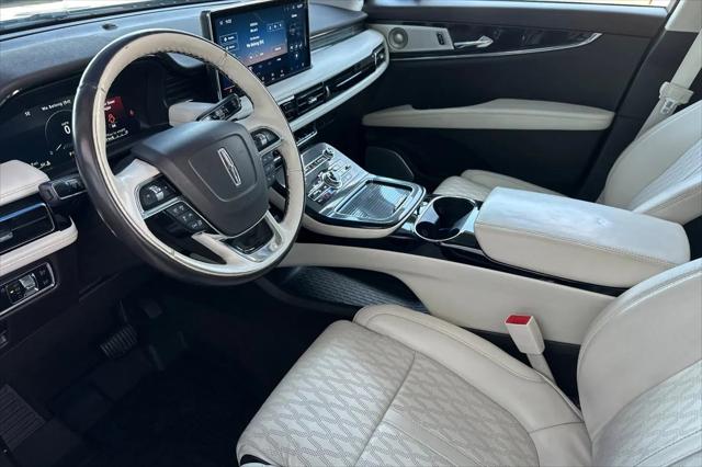 2023 Lincoln Nautilus Black Label