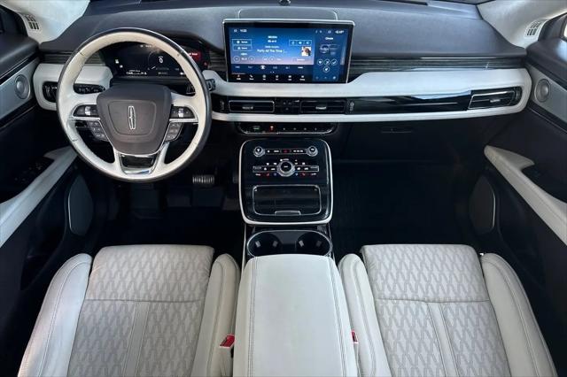 2023 Lincoln Nautilus Black Label