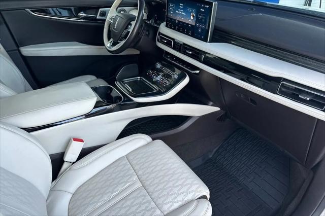 2023 Lincoln Nautilus Black Label