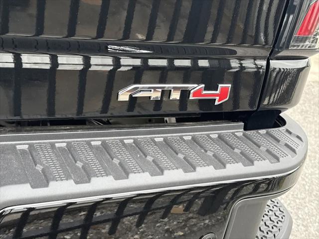 2026 GMC Sierra 2500HD Crew Cab, Standard Bed, AT4, 4WD