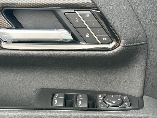2026 GMC Sierra 2500HD Crew Cab, Standard Bed, AT4, 4WD