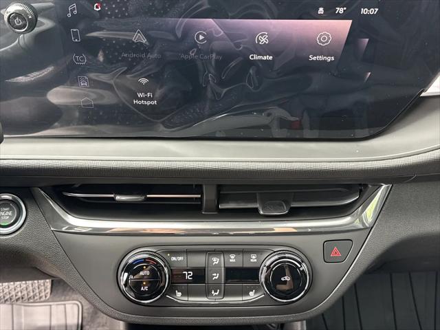 2026 Buick NV Preferred FWD