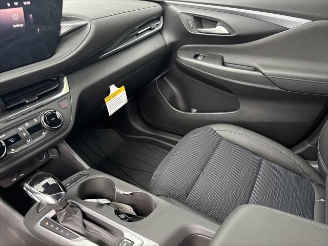 2026 Buick NV Preferred FWD