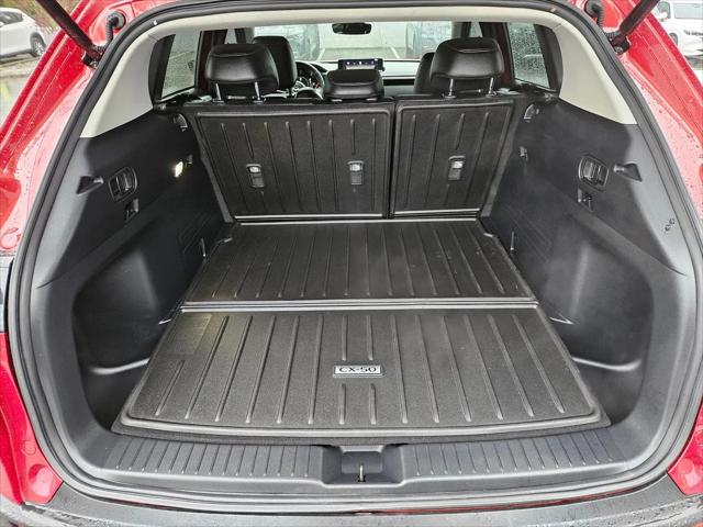 2025 Mazda CX-50 2.5 S Preferred Package