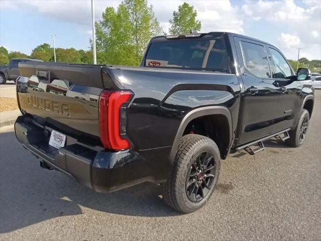 2026 Toyota Tundra SR5 CrewMax 5.5' Bed