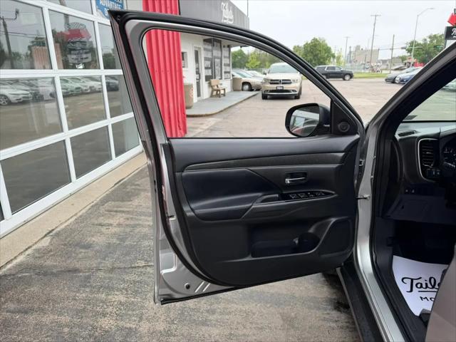 2020 Mitsubishi Outlander SE 2.4