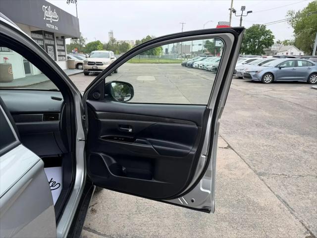 2020 Mitsubishi Outlander SE 2.4