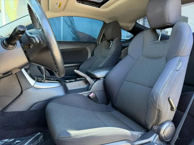 2011 Hyundai Genesis Coupe 2.0T Premium