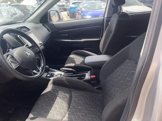2025 Mitsubishi Outlander Sport 2.0 LE AWC
