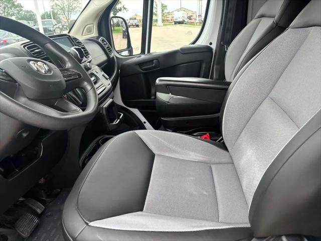 2024 Ram ProMaster 2500 Cargo Van Tradesman High Roof 136" WB w/Pass Seat