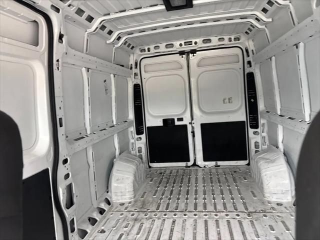 2024 Ram ProMaster 2500 Cargo Van Tradesman High Roof 136" WB w/Pass Seat