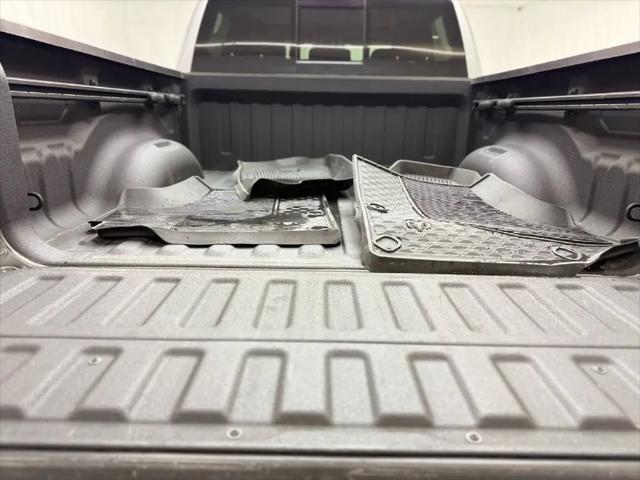 2022 Ram 1500 Laramie Crew Cab 4x4 57 Box