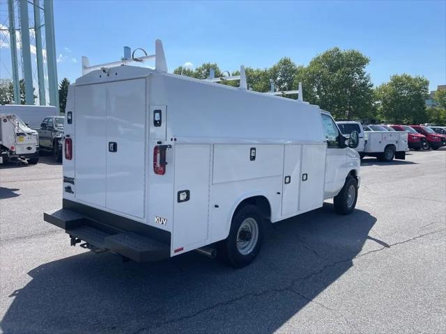 2026 Ford E-350 Cutaway E-Series Cutaway