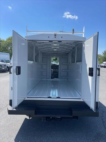 2026 Ford E-350 Cutaway E-Series Cutaway