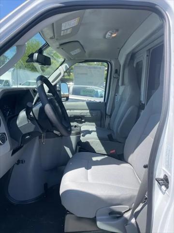 2026 Ford E-350 Cutaway E-Series Cutaway