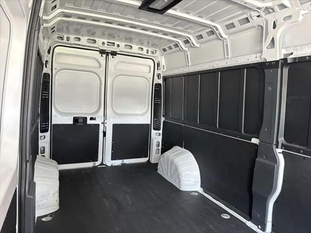 2024 Ram ProMaster 2500 Cargo Van Tradesman High Roof 159" WB w/Pass Seat