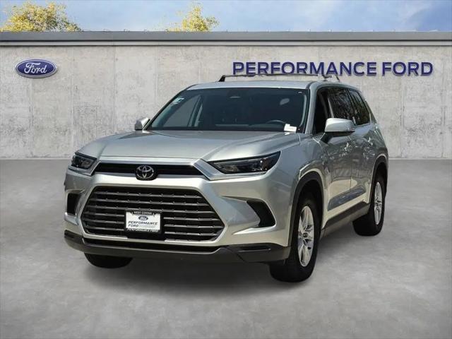 2026 Toyota Grand Highlander LE