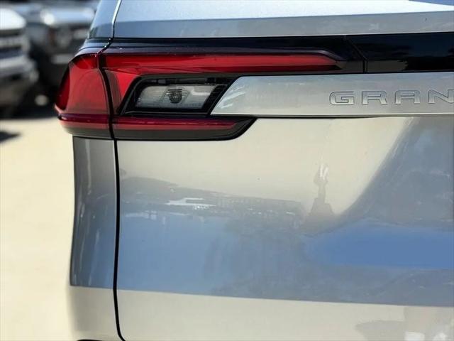 2026 Toyota Grand Highlander LE