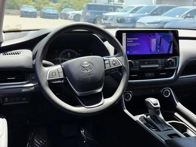 2026 Toyota Grand Highlander LE
