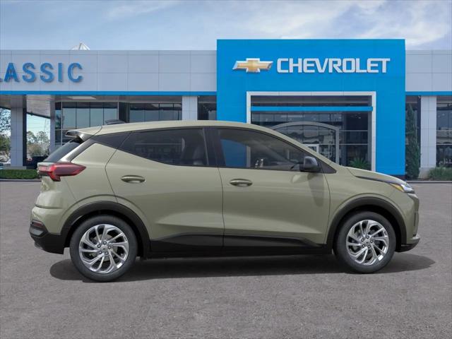 2027 Chevrolet Bolt LT FWD