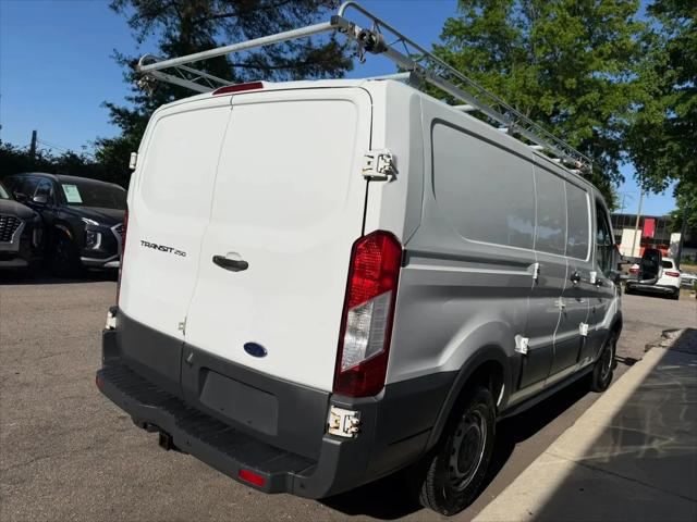 2018 Ford Transit T-250