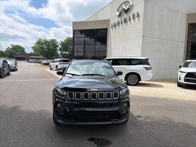 2023 Jeep Compass Latitude Lux FWD