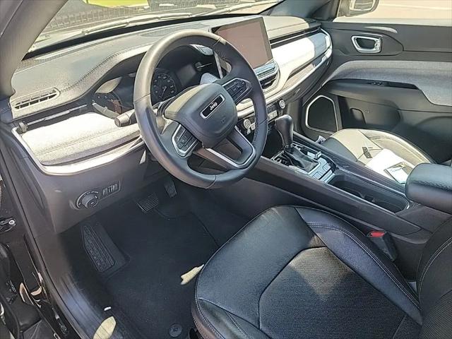 2023 Jeep Compass Latitude Lux FWD