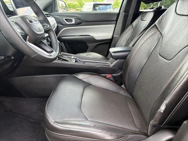 2023 Jeep Compass Latitude Lux FWD