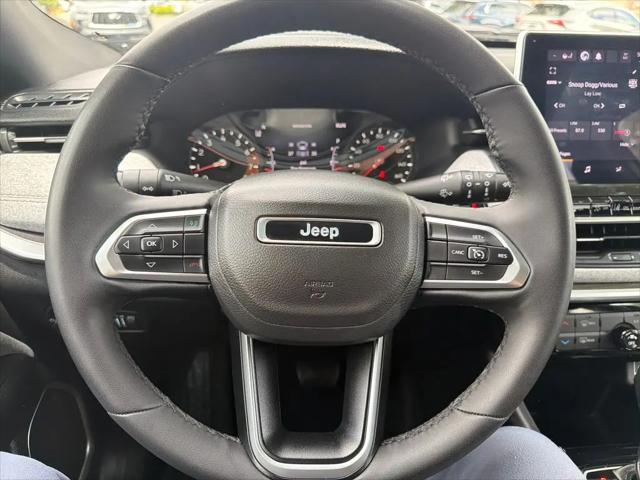 2023 Jeep Compass Latitude Lux FWD