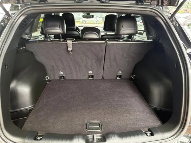 2023 Jeep Compass Latitude Lux FWD