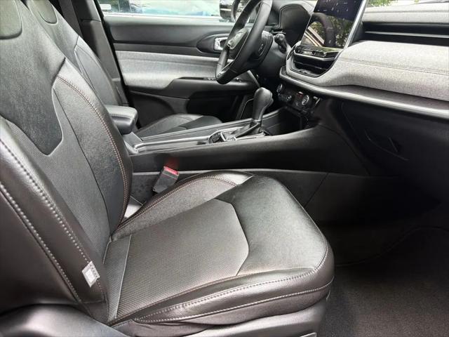 2023 Jeep Compass Latitude Lux FWD