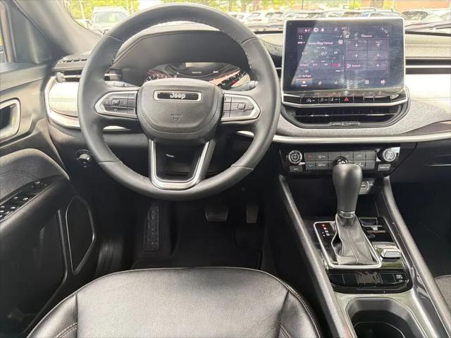 2023 Jeep Compass Latitude Lux FWD