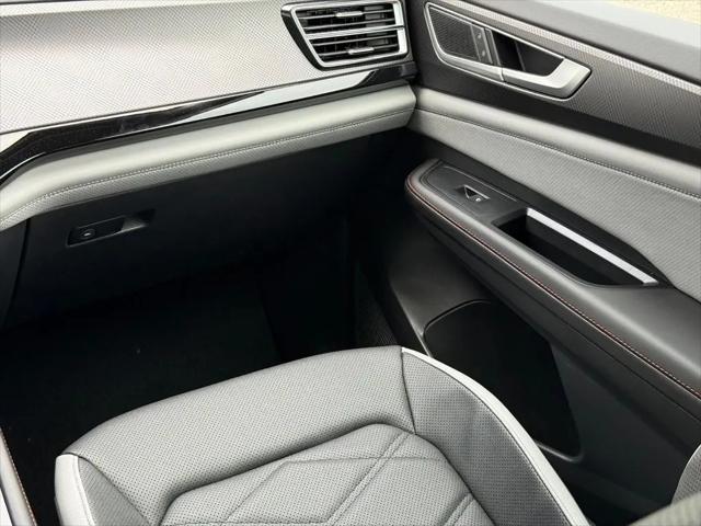 2026 Volkswagen Atlas Peak Edition