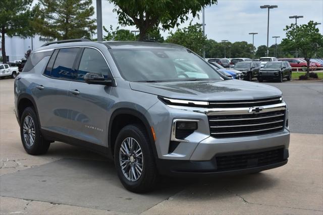 2026 Chevrolet Traverse FWD LT