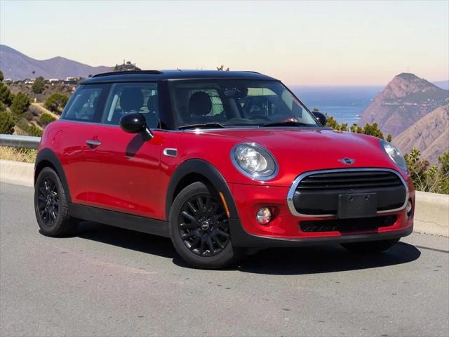 2016 MINI Hardtop Cooper