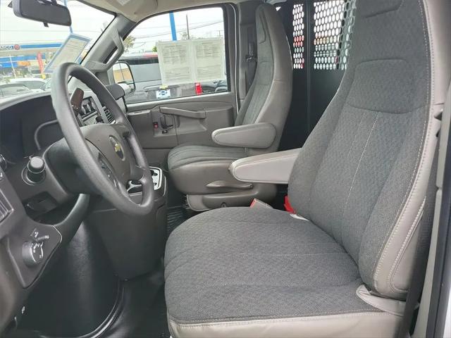 2024 Chevrolet Express Cargo Van RWD 2500 Regular Wheelbase WT