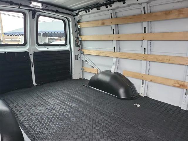 2024 Chevrolet Express Cargo Van RWD 2500 Regular Wheelbase WT