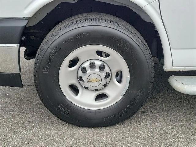2024 Chevrolet Express Cargo Van RWD 2500 Regular Wheelbase WT