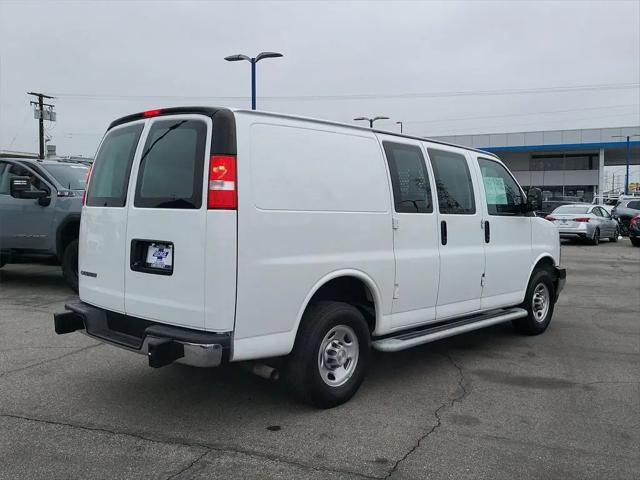 2024 Chevrolet Express Cargo Van RWD 2500 Regular Wheelbase WT