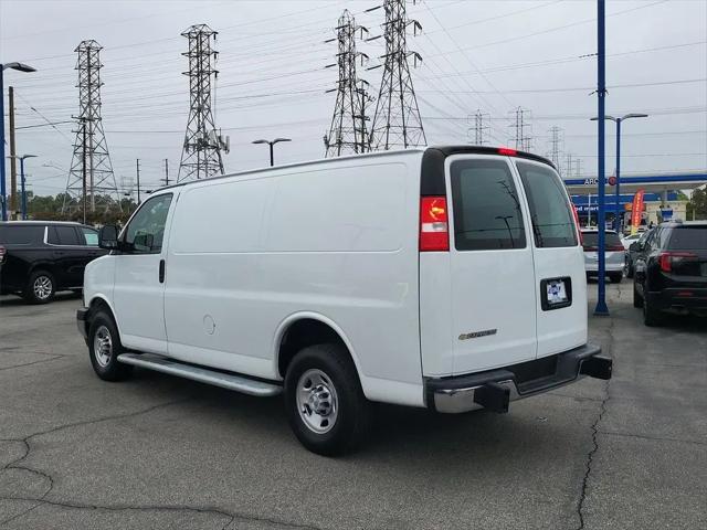 2024 Chevrolet Express Cargo Van RWD 2500 Regular Wheelbase WT