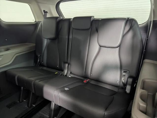 2026 Kia Carnival MPV LXS