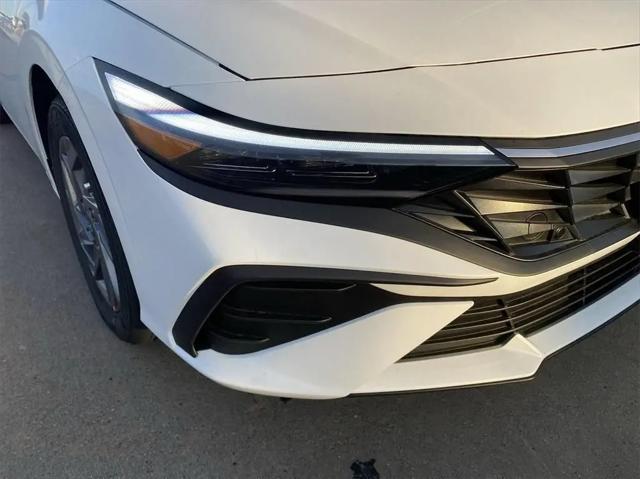 2025 Hyundai Elantra Hybrid Blue