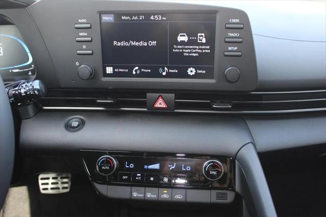 2025 Hyundai Elantra SEL Sport