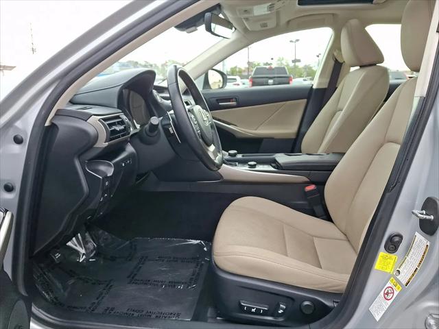 2017 Lexus IS 200t IS Turbo