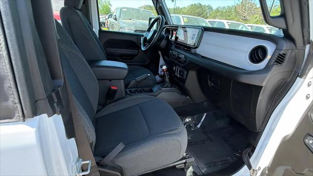 2025 Jeep Wrangler 2-Door Sport 4x4