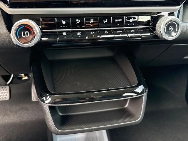 2027 Chevrolet Bolt LT FWD
